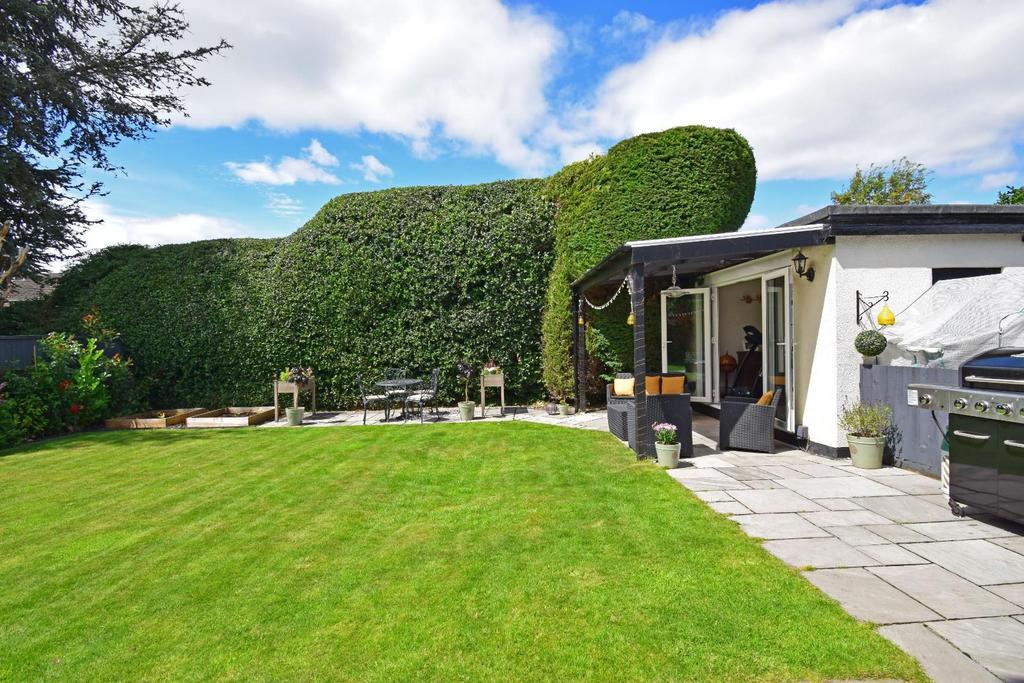 4 Church Lane, garden c.jpg
