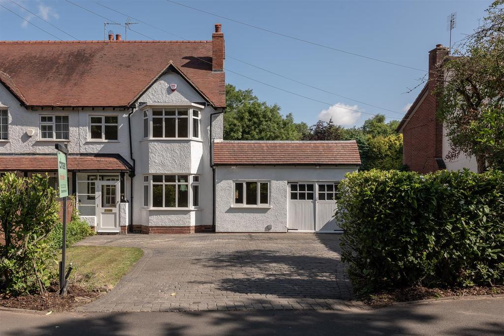 Aldridge Road, Little Aston/Aldridge... 3 bed semidetached house £