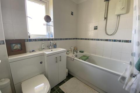 100 Carne View Road, Probus, Truro, TR2 4TR