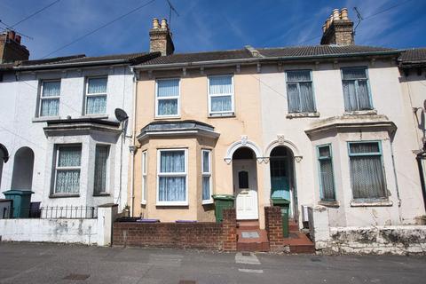 12 Pavilion Road, Folkestone, CT19 5RW
