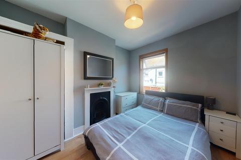12 Pavilion Road, Folkestone, CT19 5RW