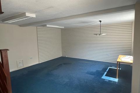Shop to rent - Starnes Court, Union Street, Maidstone, Kent, ME14 1EB