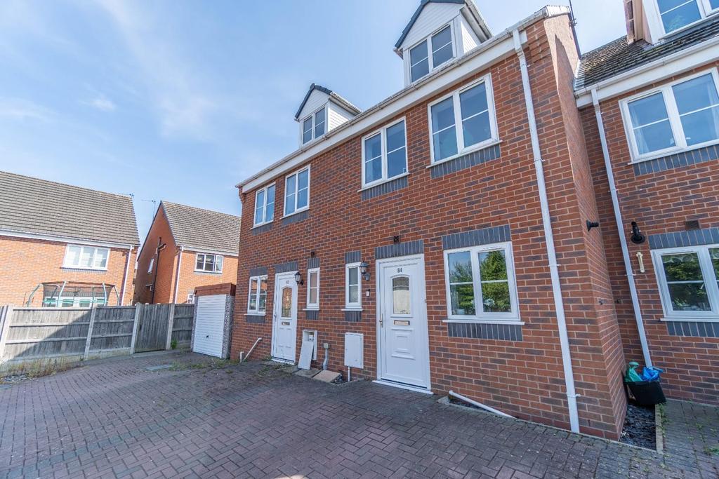 Parkes Hall Road, Dudley 3 bed townhouse £200,000