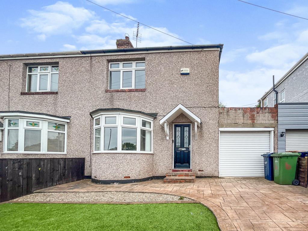 Brookside, Houghton Le Spring, Tyne and Wear, DH5 9NW 2 bed semi