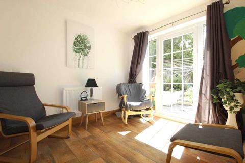 19 Tymawr, Caversham, Reading, RG4 7XR