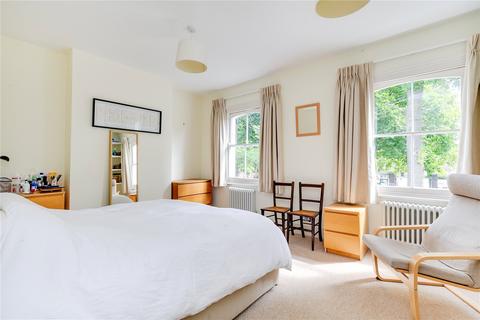 4 bedroom terraced house to rent, Bolingbroke Grove, SW11
