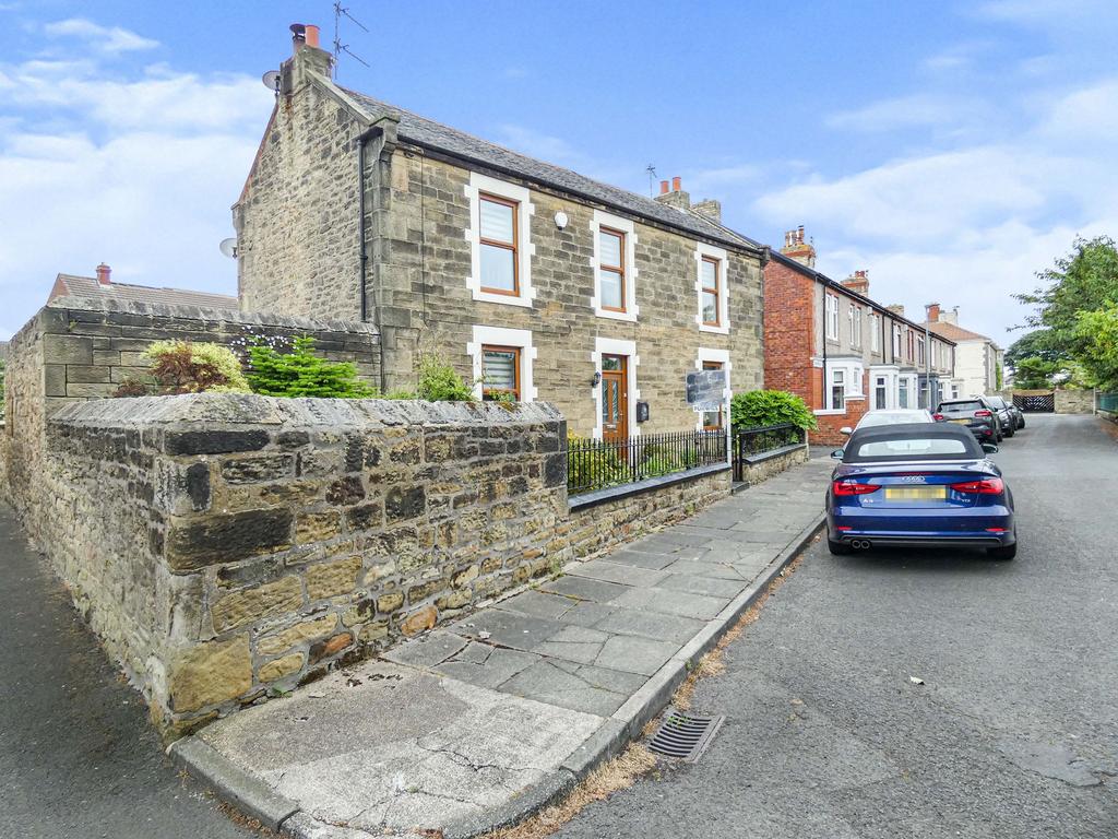 Grasmere Terrace... 3 bed detached house £345,000