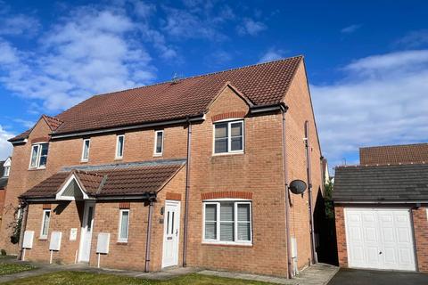 2 bedroom apartment to rent, Heathfield, West Allotment, Newcastle upon Tyne.  NE27 0BP