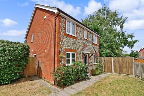 4 bedroom detached house for sale - Primrose Drive, Kingsnorth, Ashford, Kent
