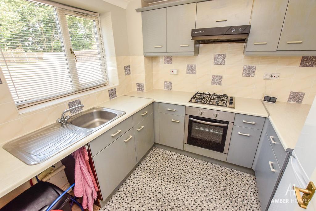 Beaulieu Way, Swanwick, Alfreton... 2 bed end of terrace house £745 pcm (£172 pw)