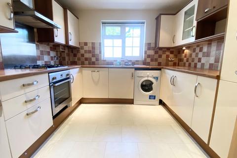 2 bedroom apartment to rent, East Albany Road, Seaford