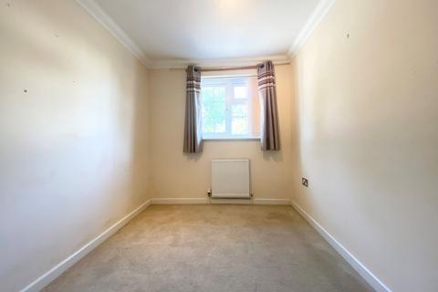 2 bedroom apartment to rent, East Albany Road, Seaford