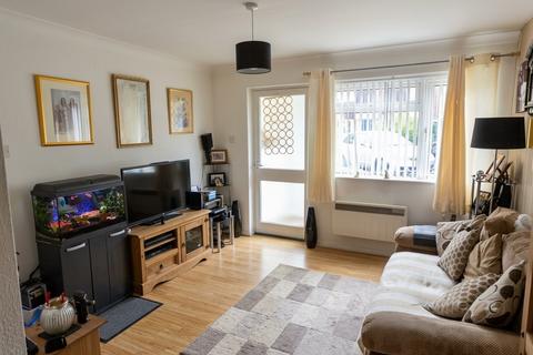 1 bedroom ground floor maisonette to rent, Herne Road, Stevenage, SG1
