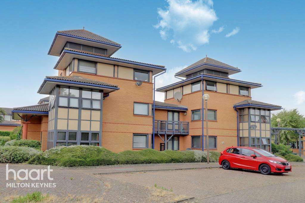 Lane, Shenley Church End 1 bed flat for sale £175,000