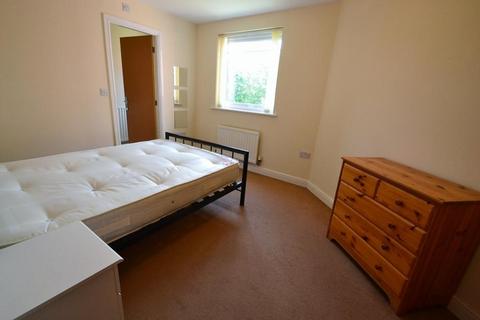 2 bedroom apartment to rent, Bankwell Street, Hulme, Manchester, M15 5LN