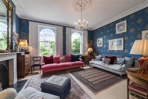 28 Furlong Road, London, N7 8LS