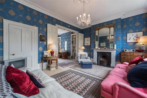 28 Furlong Road, London, N7 8LS