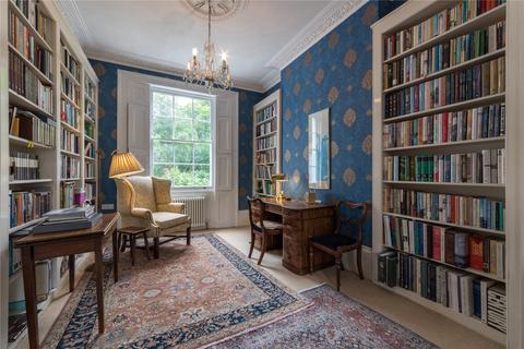 28 Furlong Road, London, N7 8LS