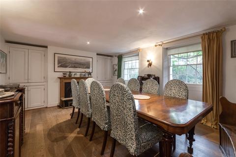 28 Furlong Road, London, N7 8LS