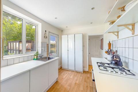 34 Cliffe Road, Strood, Rochester, ME2 3DR