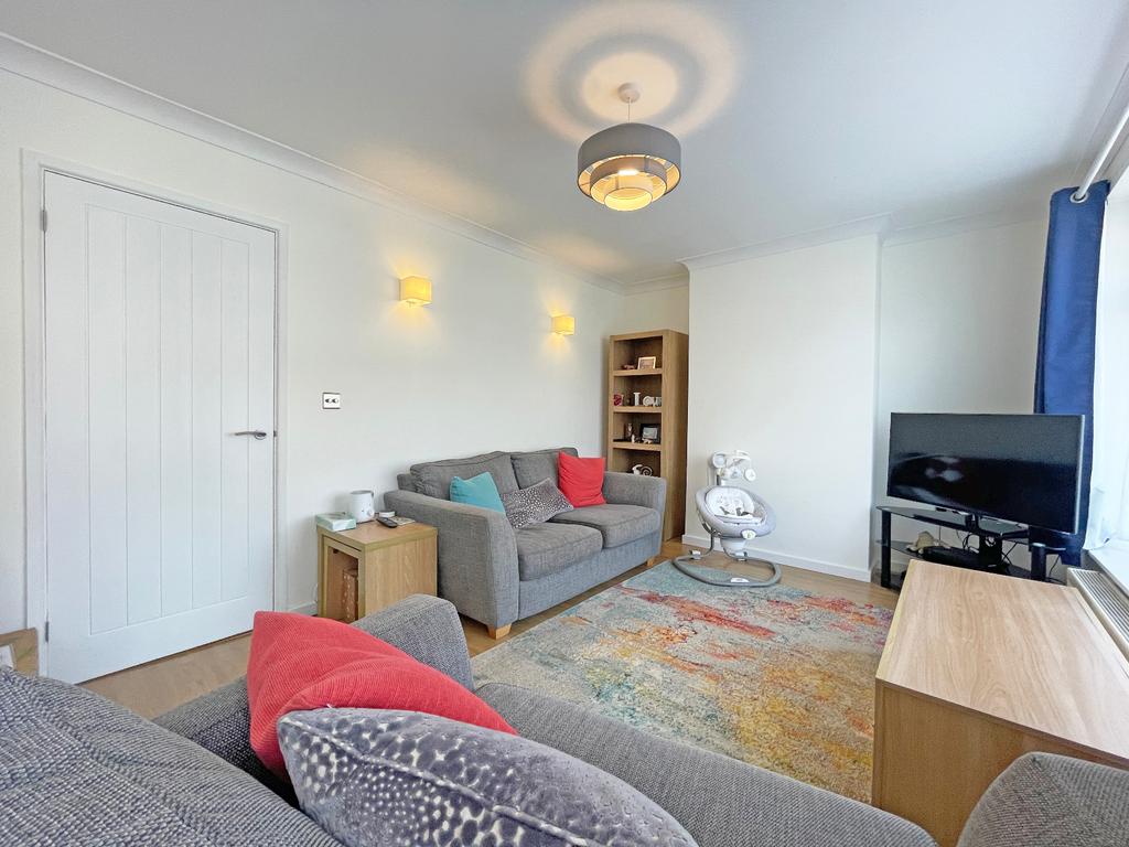 Arden Close, Market Harborough, LE16 7DA 4 bed semidetached house for