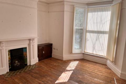 1 bedroom ground floor flat to rent, Ground Floor Flat, 4 St Albans Road Brynmill Swansea