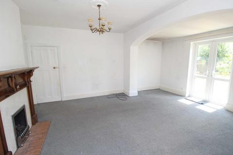 25 Roxwell Road, Chelmsford, CM1 2LY