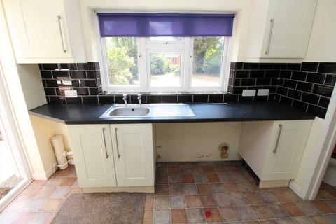 25 Roxwell Road, Chelmsford, CM1 2LY