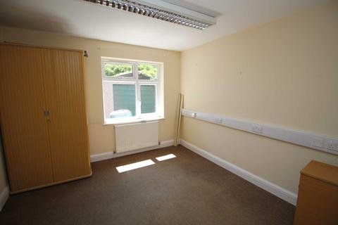25 Roxwell Road, Chelmsford, CM1 2LY