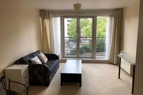 2 bedroom flat to rent, Manor House Drive, Coventry, CV1
