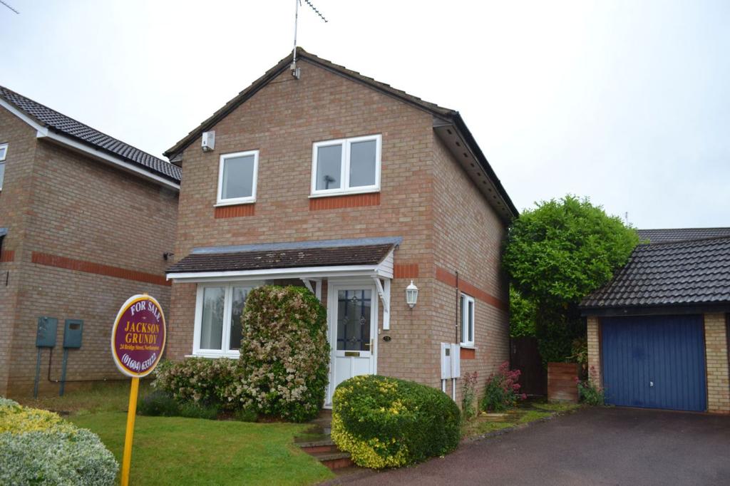South Copse, East Hunsbury, Northampton NN4 0RY 3 bed detached house