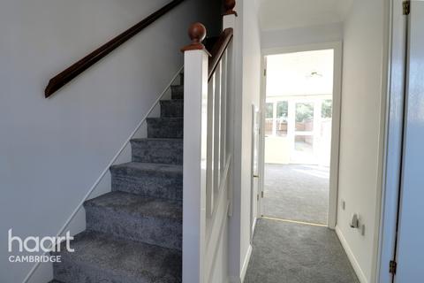 6 Pepperslade, Duxford, Cambridge, CB22 4XT