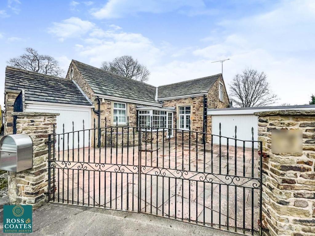 Hall Close, Worsbrough Village... 4 bed bungalow £395,000
