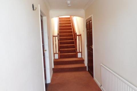 6 Caeglas Close, Ffairfach, Llandeilo, SA19 6UN