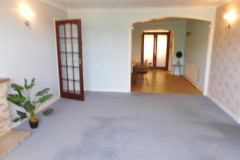 6 Caeglas Close, Ffairfach, Llandeilo, SA19 6UN