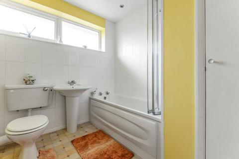 11 Berkeley Road, Thame, OX9 3TQ