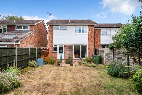 11 Berkeley Road, Thame, OX9 3TQ