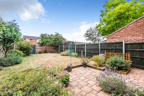 11 Berkeley Road, Thame, OX9 3TQ
