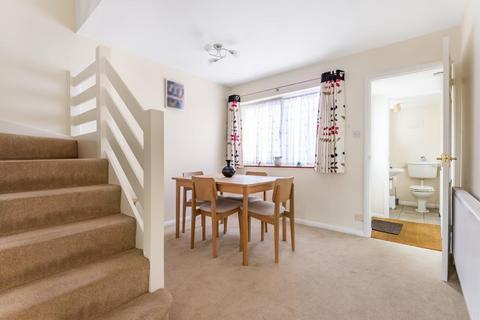 11 Berkeley Road, Thame, OX9 3TQ