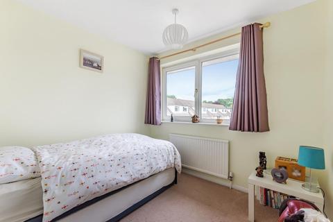 11 Berkeley Road, Thame, OX9 3TQ