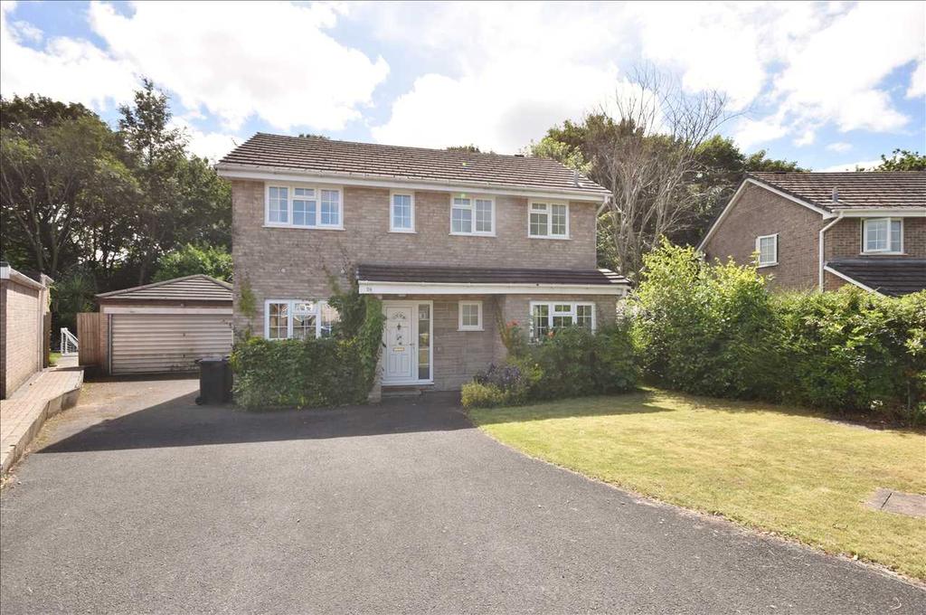 Deerfold, Astley Village, Chorley 4 bed detached house £1,500 pcm (£