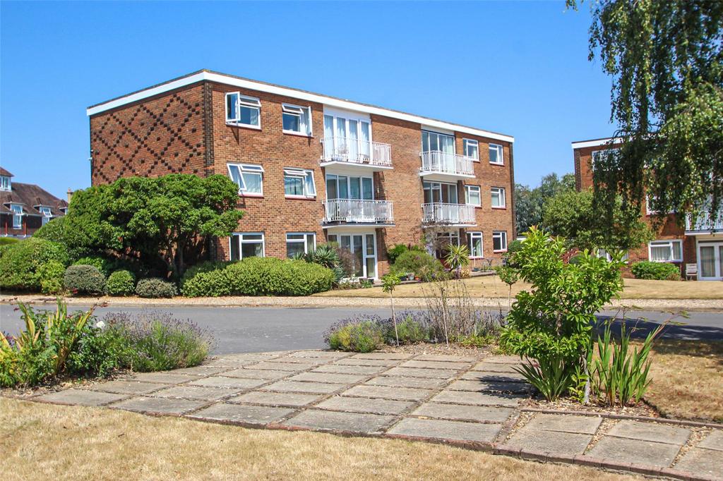 River Green, Hamble, Southampton... 2 bed apartment £1,150 pcm (£265 pw)