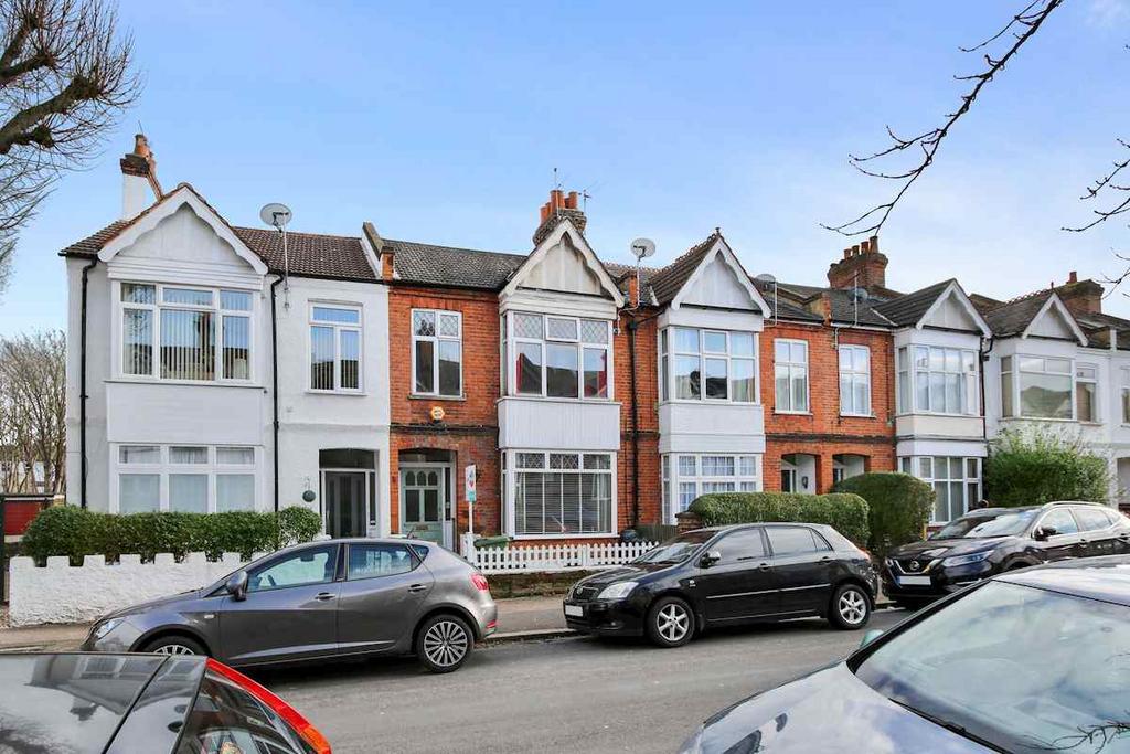 Royston Road, Penge 2 bed flat to rent £1,650 pcm (£381 pw)