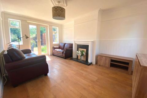29 Randall Road, Northampton, NN2 7DG