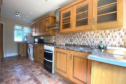29 Randall Road, Northampton, NN2 7DG