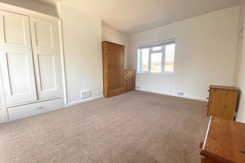 29 Randall Road, Northampton, NN2 7DG