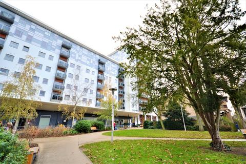 2 bedroom apartment to rent, Becket House, New Road, Brentwood