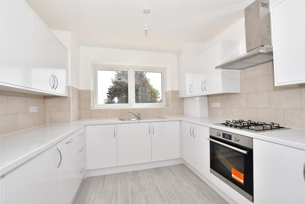 Wilberforce Way, Gravesend, Kent 3 bed terraced house for sale £425,000