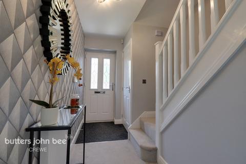 51 Alfred King Close, Shavington, Crewe, CW2 5UW