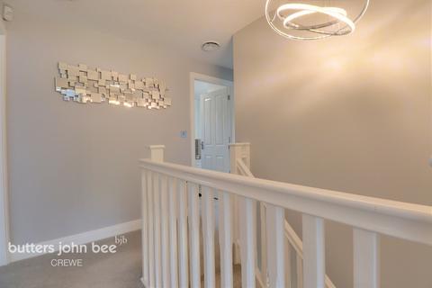 51 Alfred King Close, Shavington, Crewe, CW2 5UW